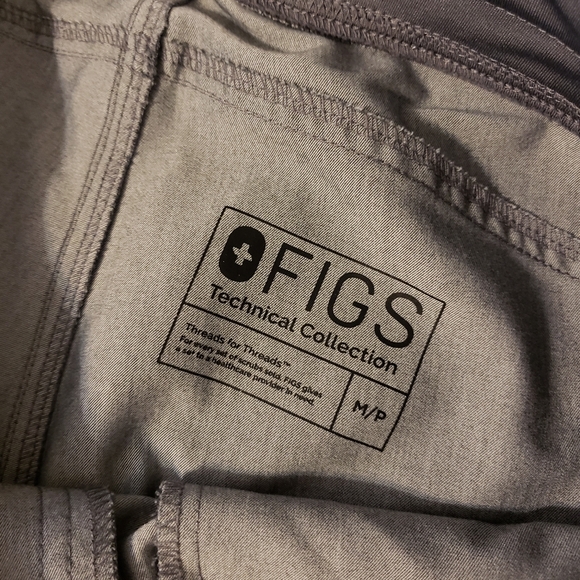 FIGS Women's Medium Petite MP Scrubs Pants Graphite Gray - Picture 3 of 6